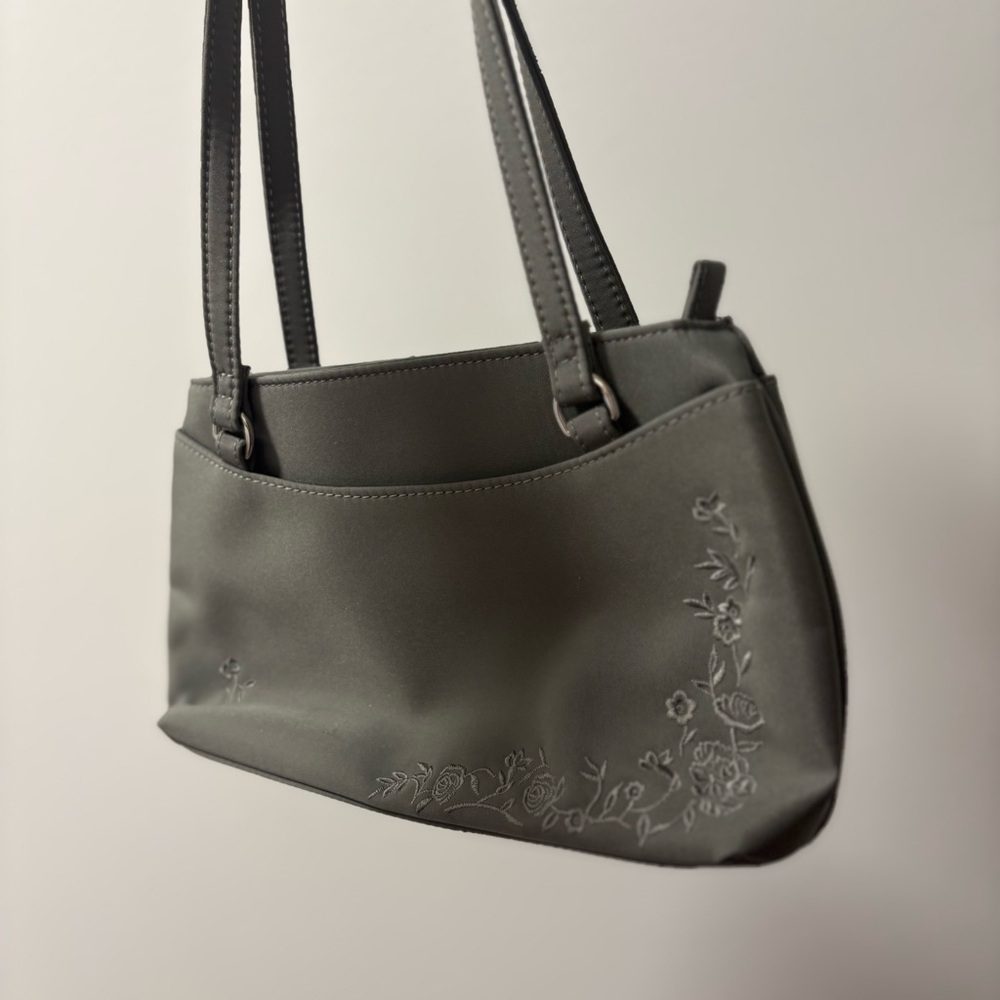 Liz Claiborne Villager Y2K Grey Embroidered Handbag‎ Women's Mini Shoulder Bag - Picture 2 of 16